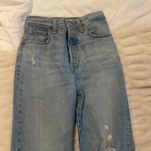 Levi’s ribcage straight size 25